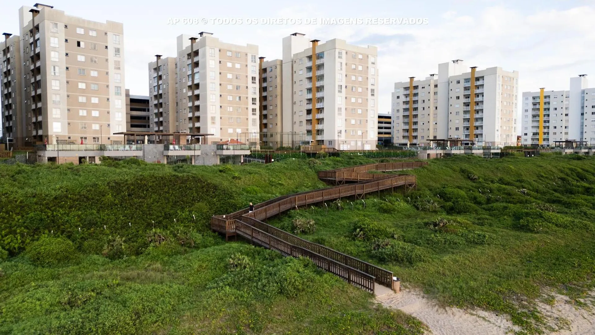 Apto Completo Com Vista Mar Pe Na Areia Em Barra Velha Em Condominio Resort Com Spa, Piscina, Quadra De Futebol, Sala De Jogos, Brinquedoteca, Complexo Com Diversos Comercios 巴西