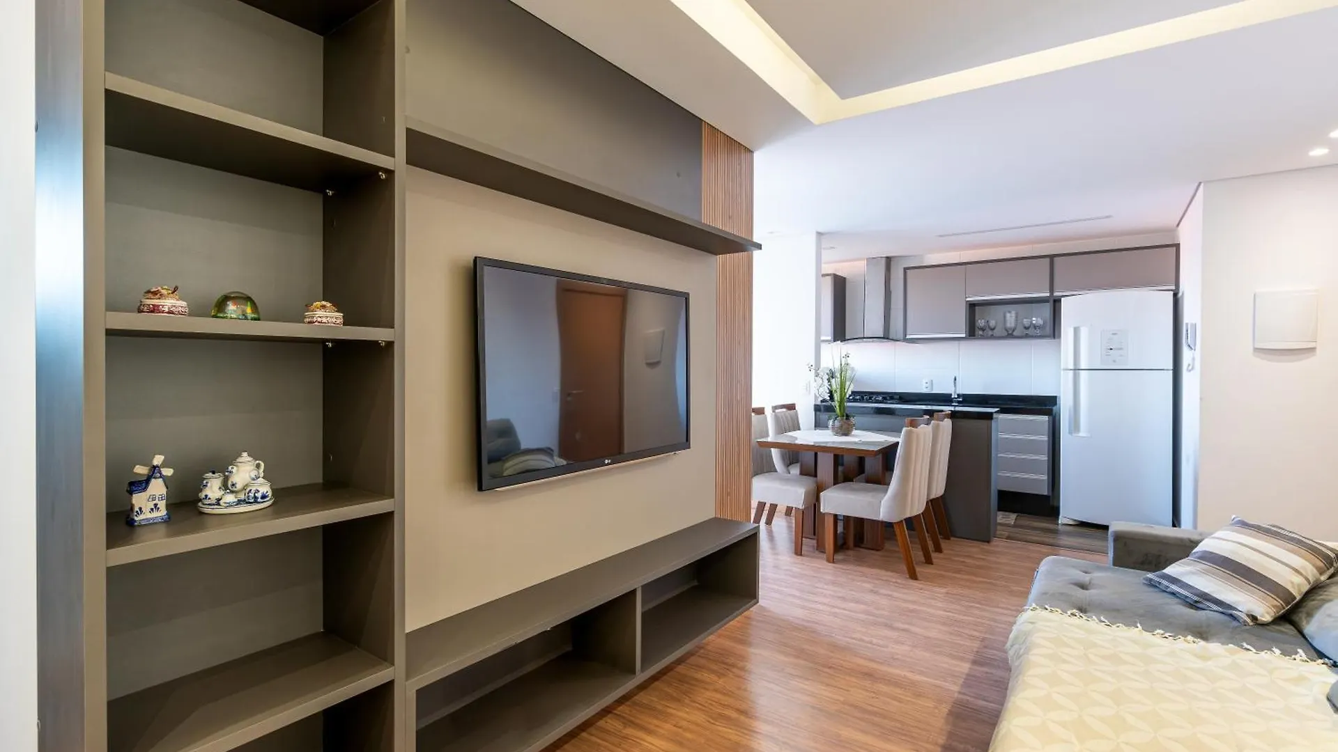 Apto Completo Com Vista Mar Pe Na Areia Em Barra Velha Em Condominio Resort Com Spa, Piscina, Quadra De Futebol, Sala De Jogos, Brinquedoteca, Complexo Com Diversos Comercios 巴拉韦利亚